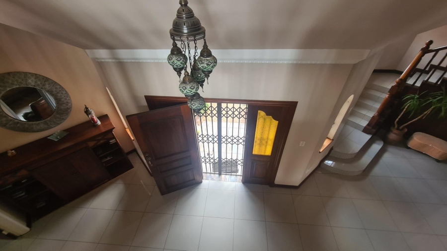 5 Bedroom Property for Sale in Wilgeboom A H North West